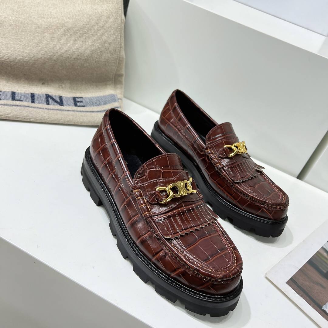 Ce1i*e Margaret Loafer With Triomphe Dark Brown For Women 344893656C.19DK