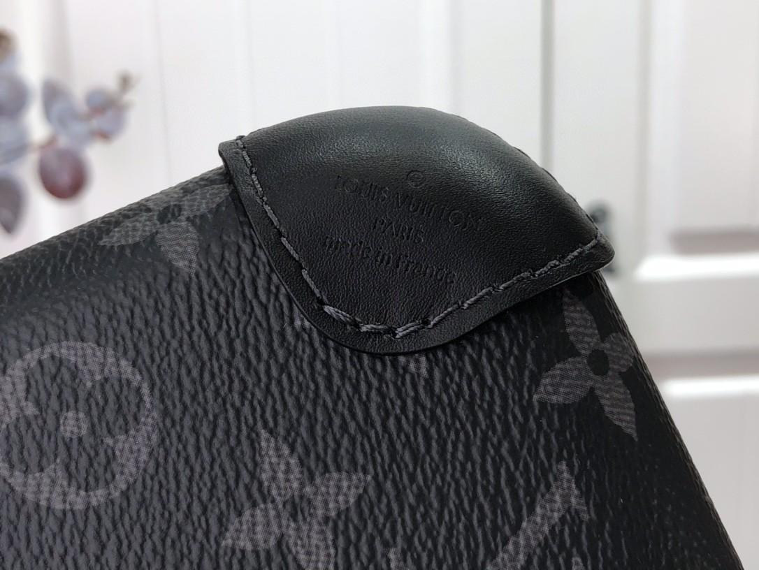 L0vis Vvtt0n Smooth Horizon Clutch Black 21cm/ 8.3 in