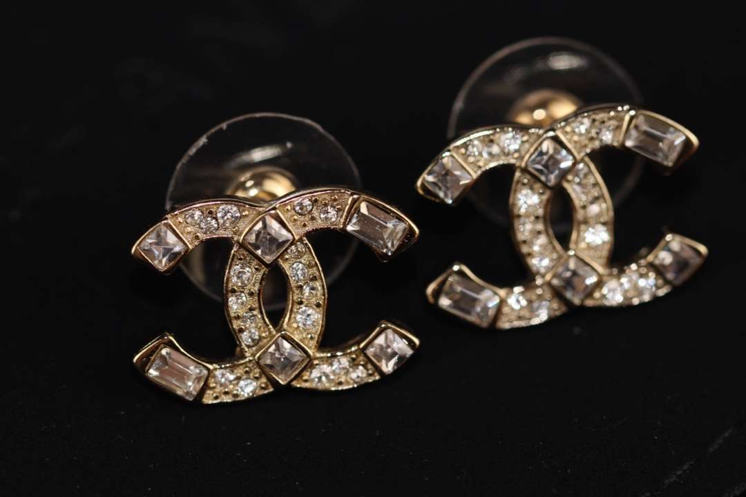 Ch**el Double C Earrings Gold For Women