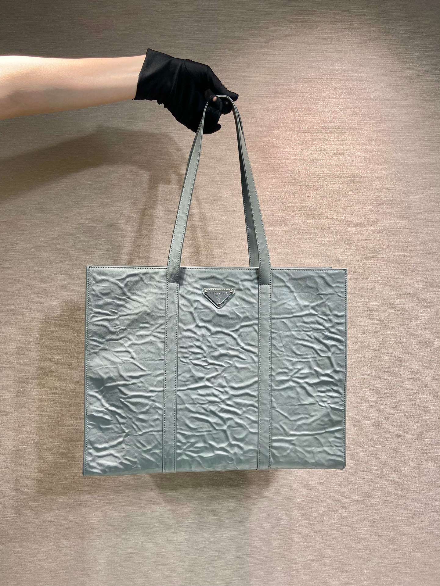 Pra*a Large Antique Nappa Tote Grey/Green For Women 15.3in/39cm 1BG460_UVL_F0480_V_OOO