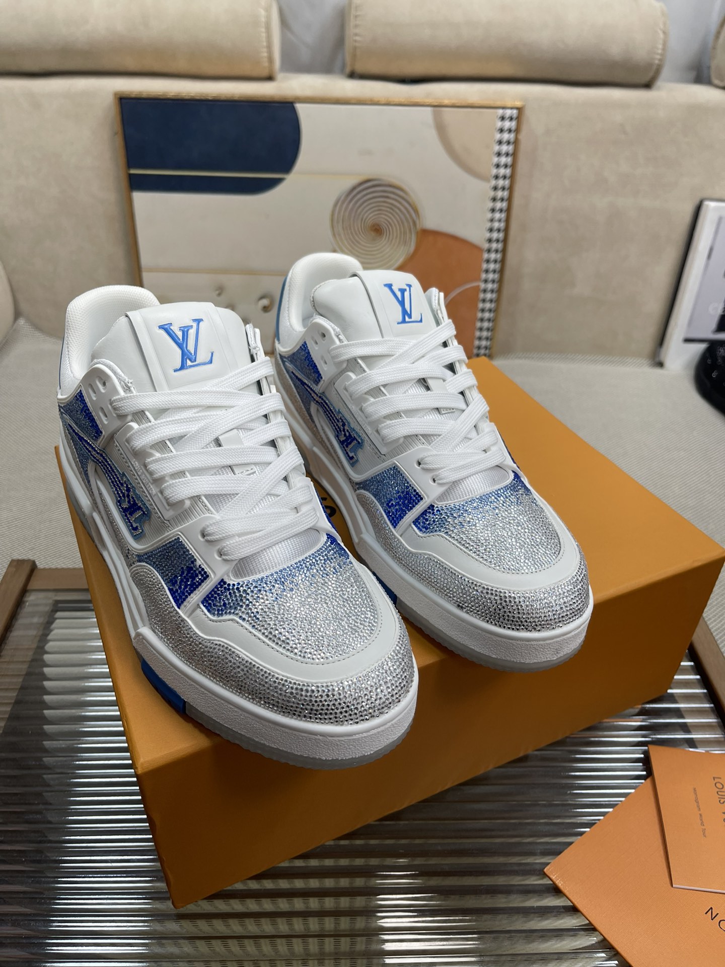 L0vis Vvtt0n Trainer Sneaker LV White For Women