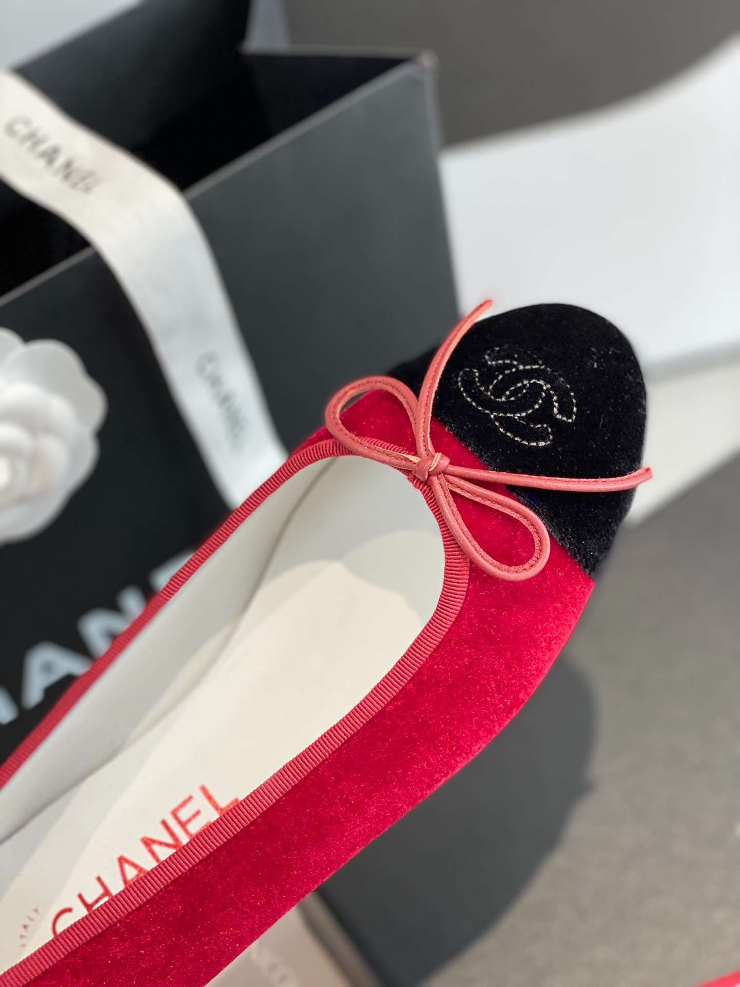 Ch**el Ballet Flats Red For Women