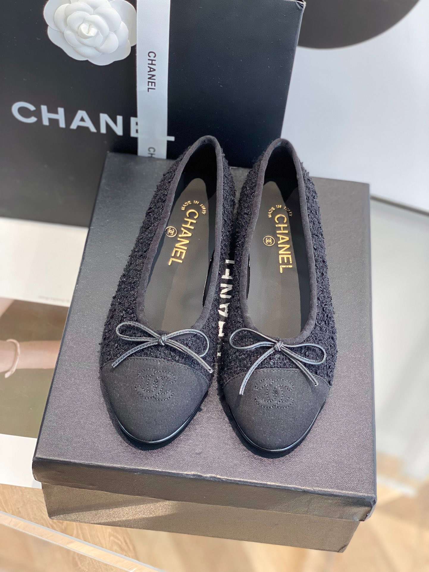 Ch**el Ballet Flats Black For Women