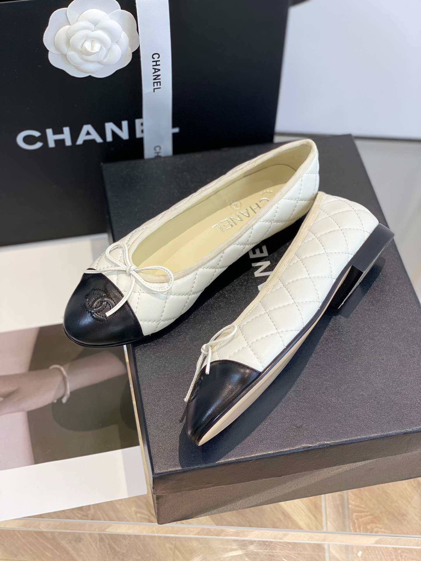 Ch**el Ballet Flats White For Women