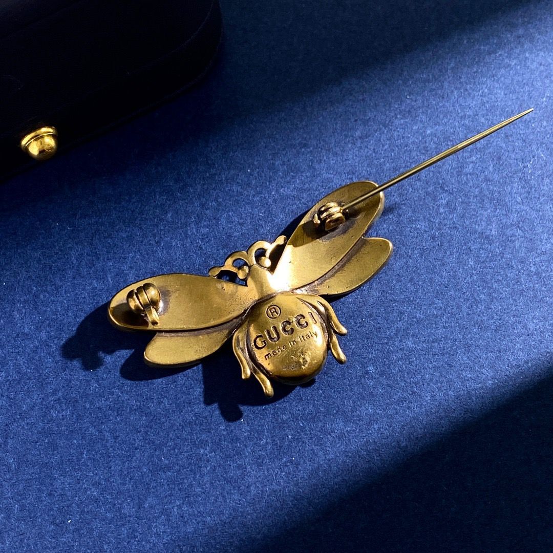 Gvc*1 Bee Series Pearl Red D1am0nd Bee Brooch Gold For Women