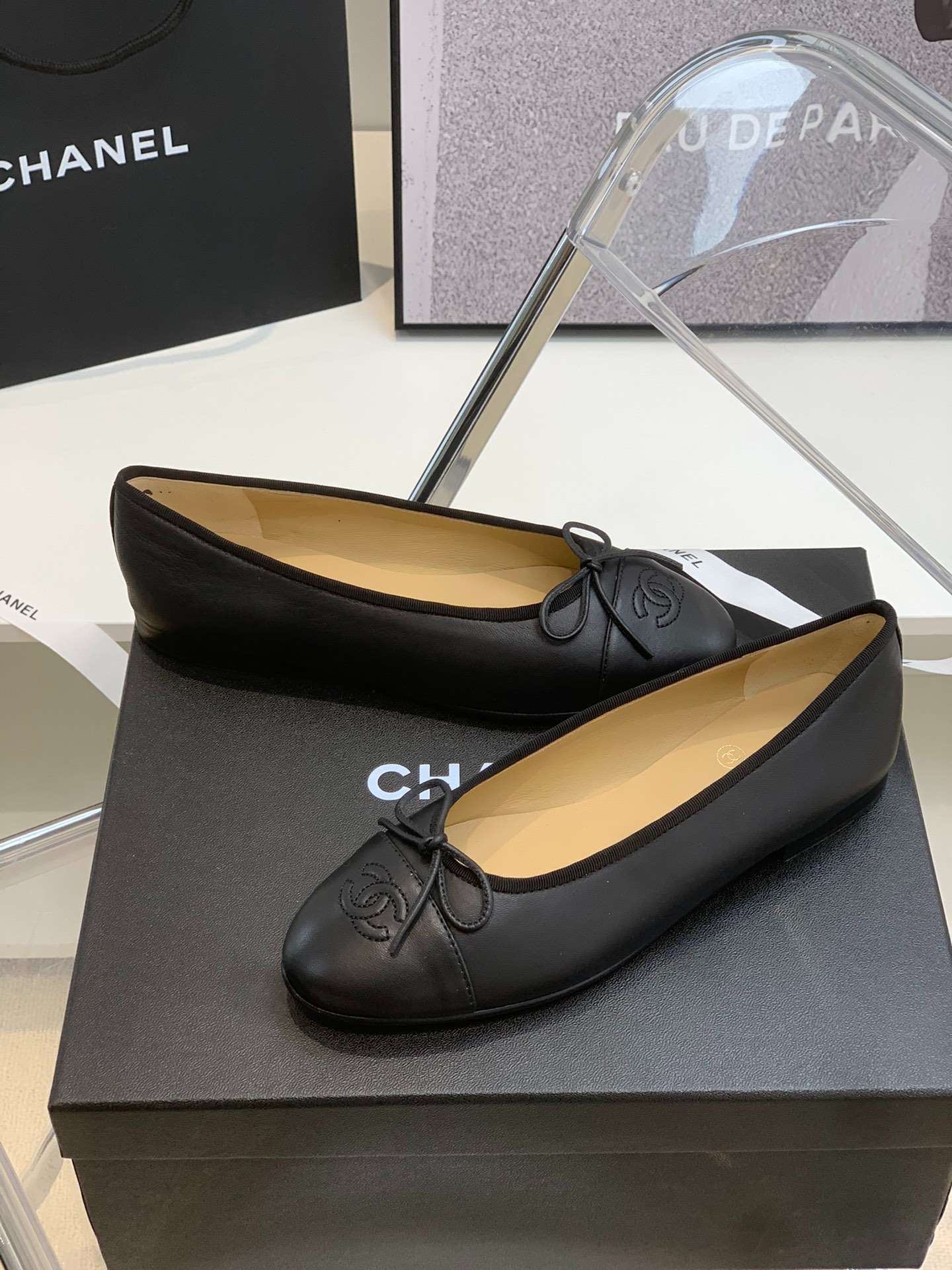 Ch**el Ballet Flats Black For Women