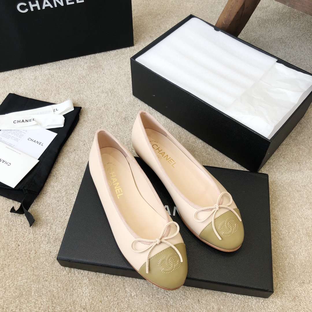 Ch**el Ballet Flats Cream For Women