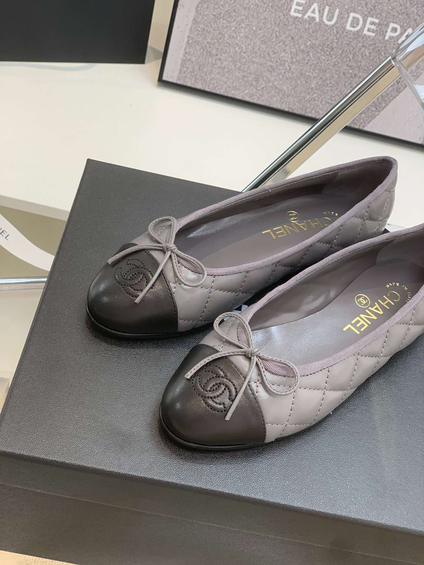 Ch**el Ballet Flats Dark Green For Women