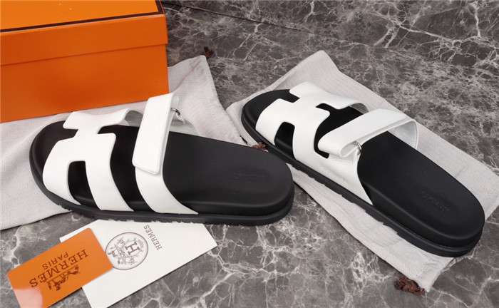 H**me5 Chypre Sandal White For Women