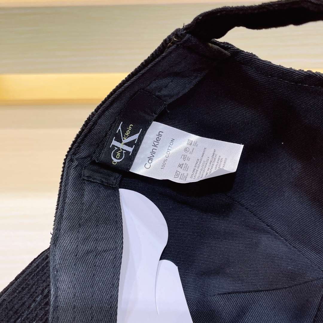 L0vis Vvtt0n Baseball Cap Black For Men