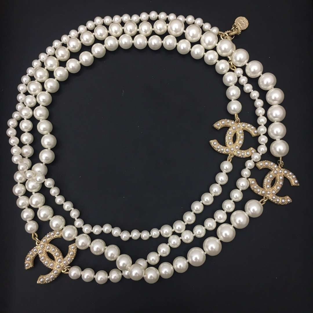Ch**el Pearl Necklace White For Women