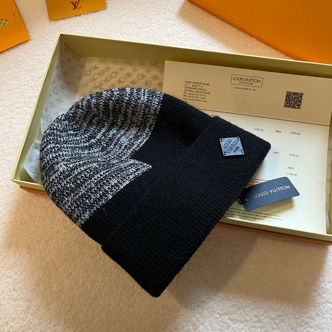 L0vis Vvtt0n Neo Petit Damier Beanie Black For Women
