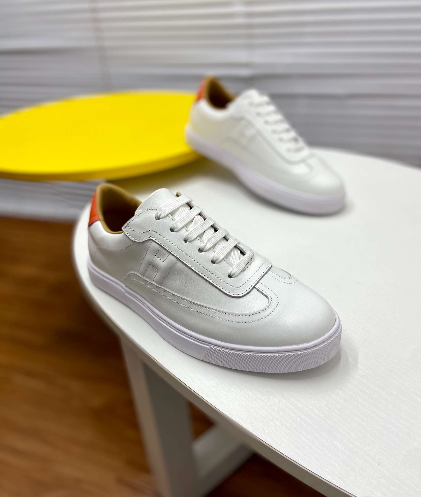 H**me5 Quicker Sneaker White For Men