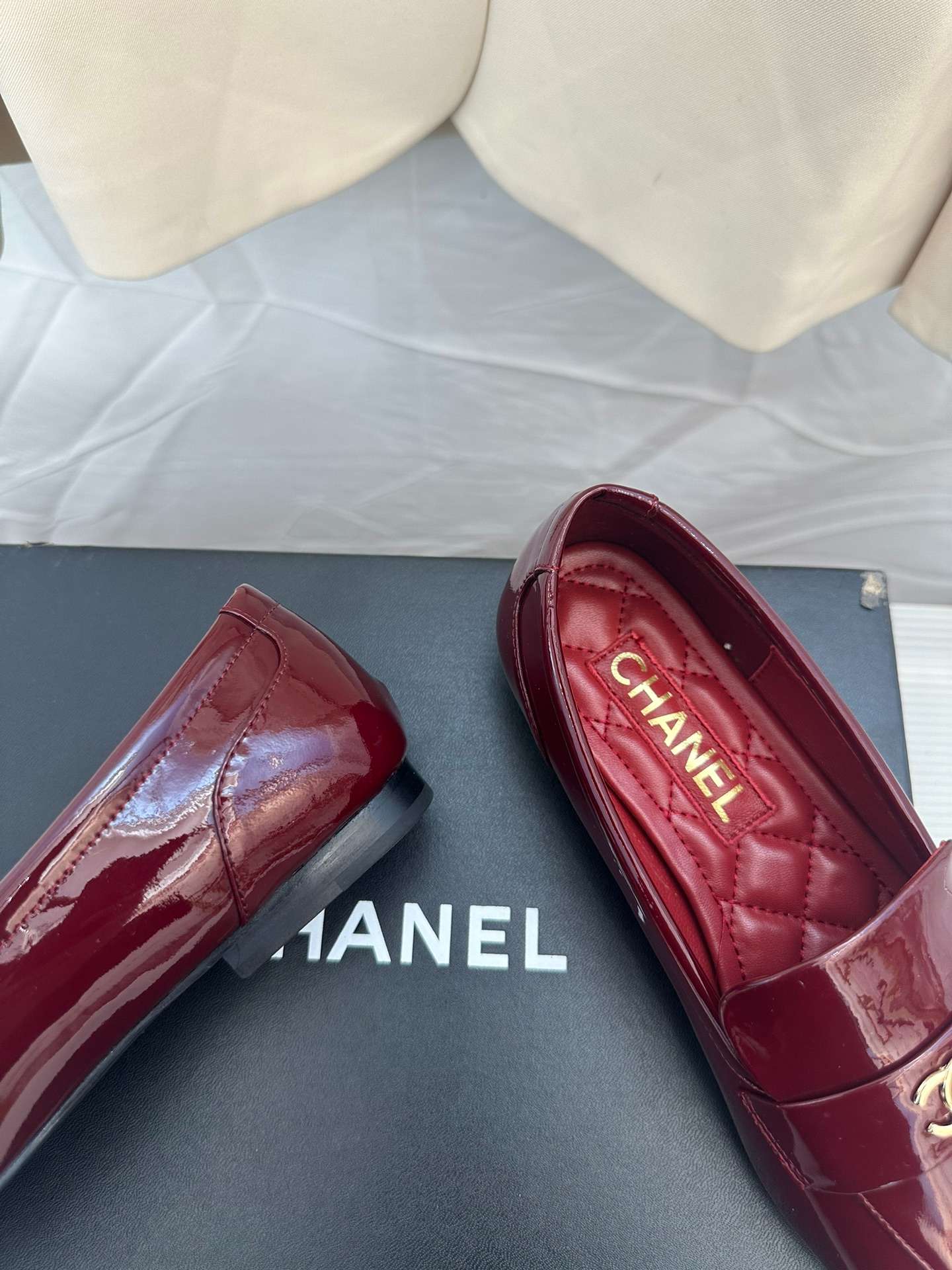 Ch**el Goddess Loafers Burgundy For Women