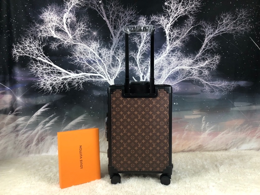 L0vis Vvtt0n Rolling Trunk Brown 55cm/21.6in