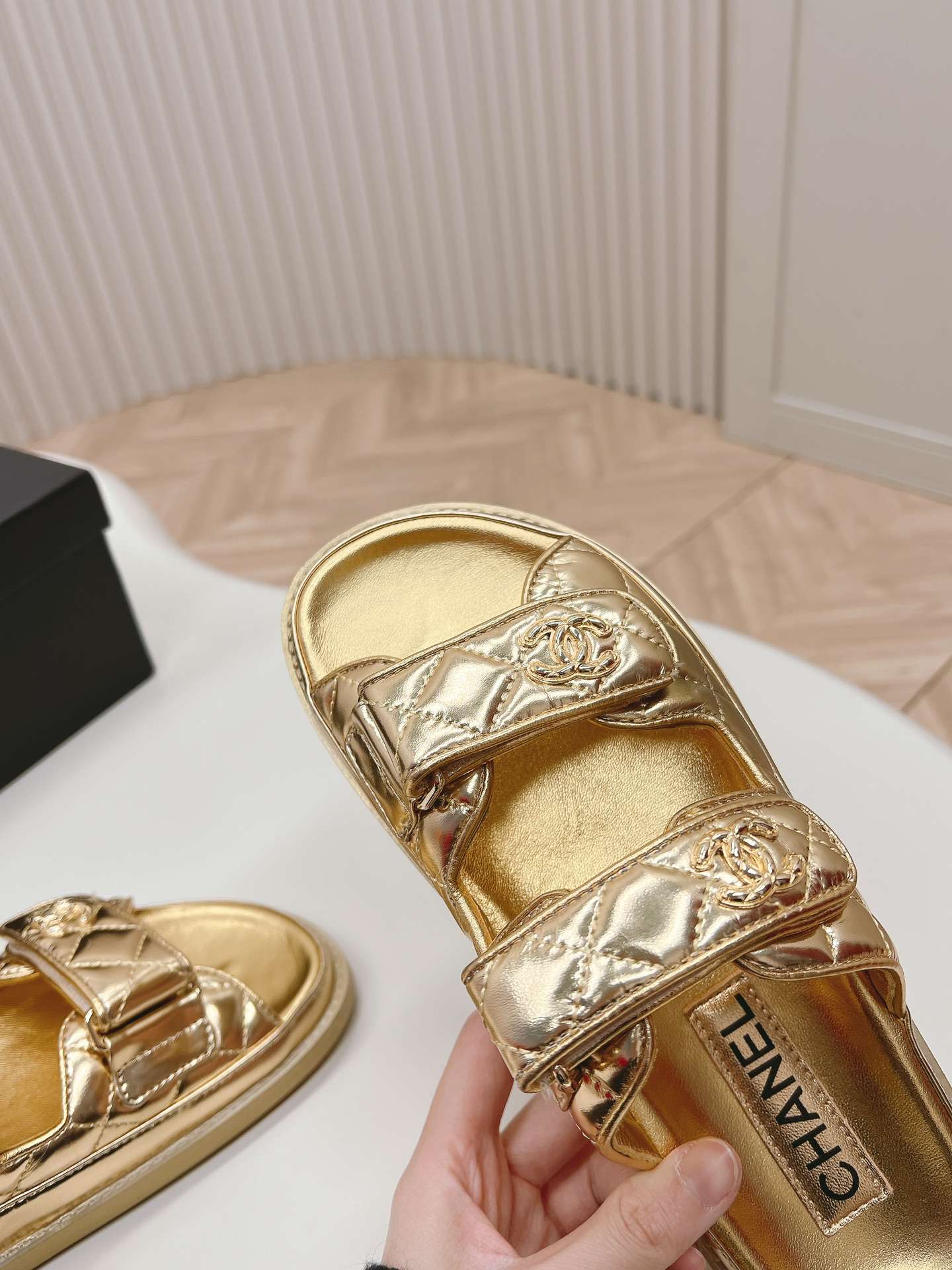 Ch**el Sandals With Ch**el Logo Gold For Women
