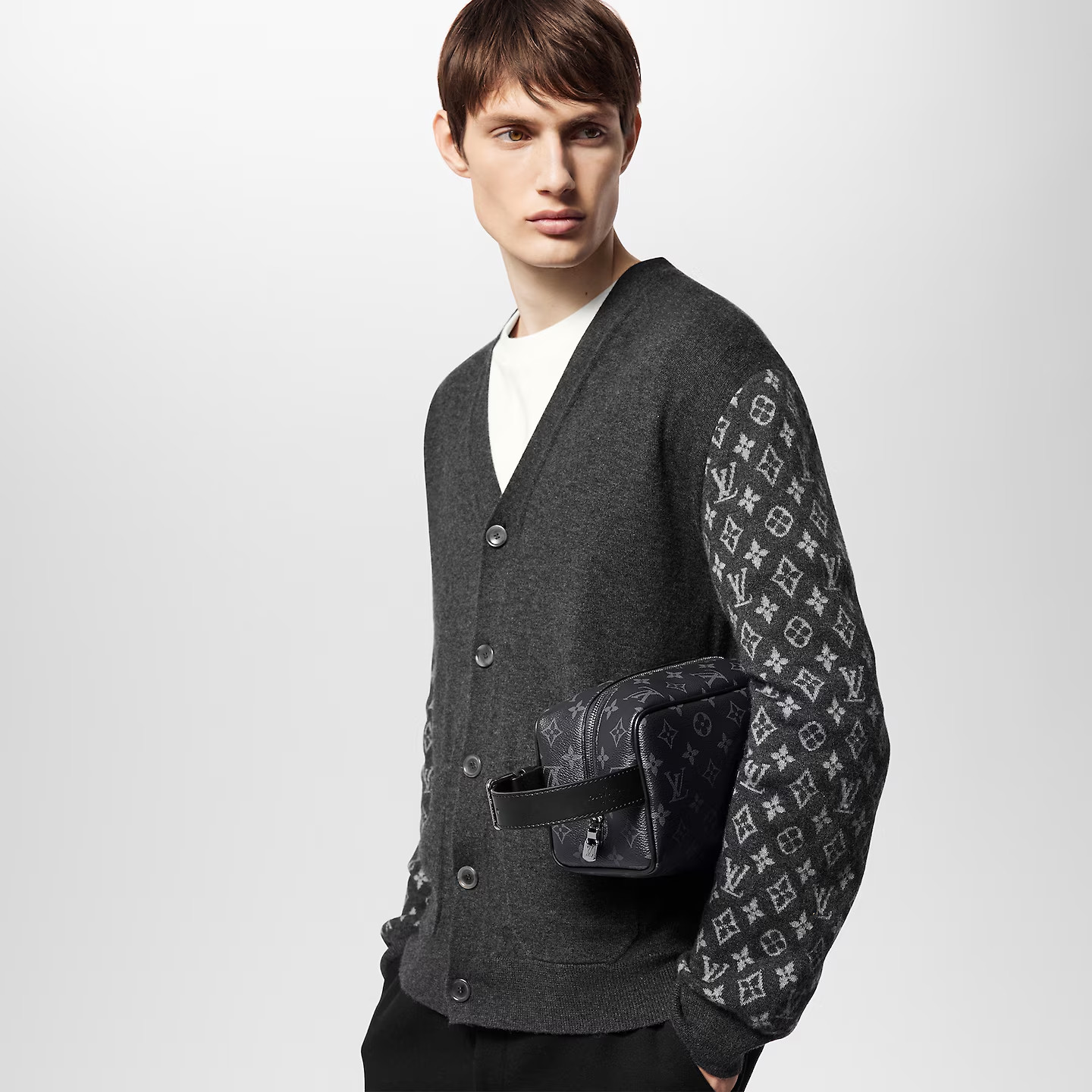 L0vis Vvtt0n Locker Dopp Kit Black 9.1 Inches/ 23 Cm M83113