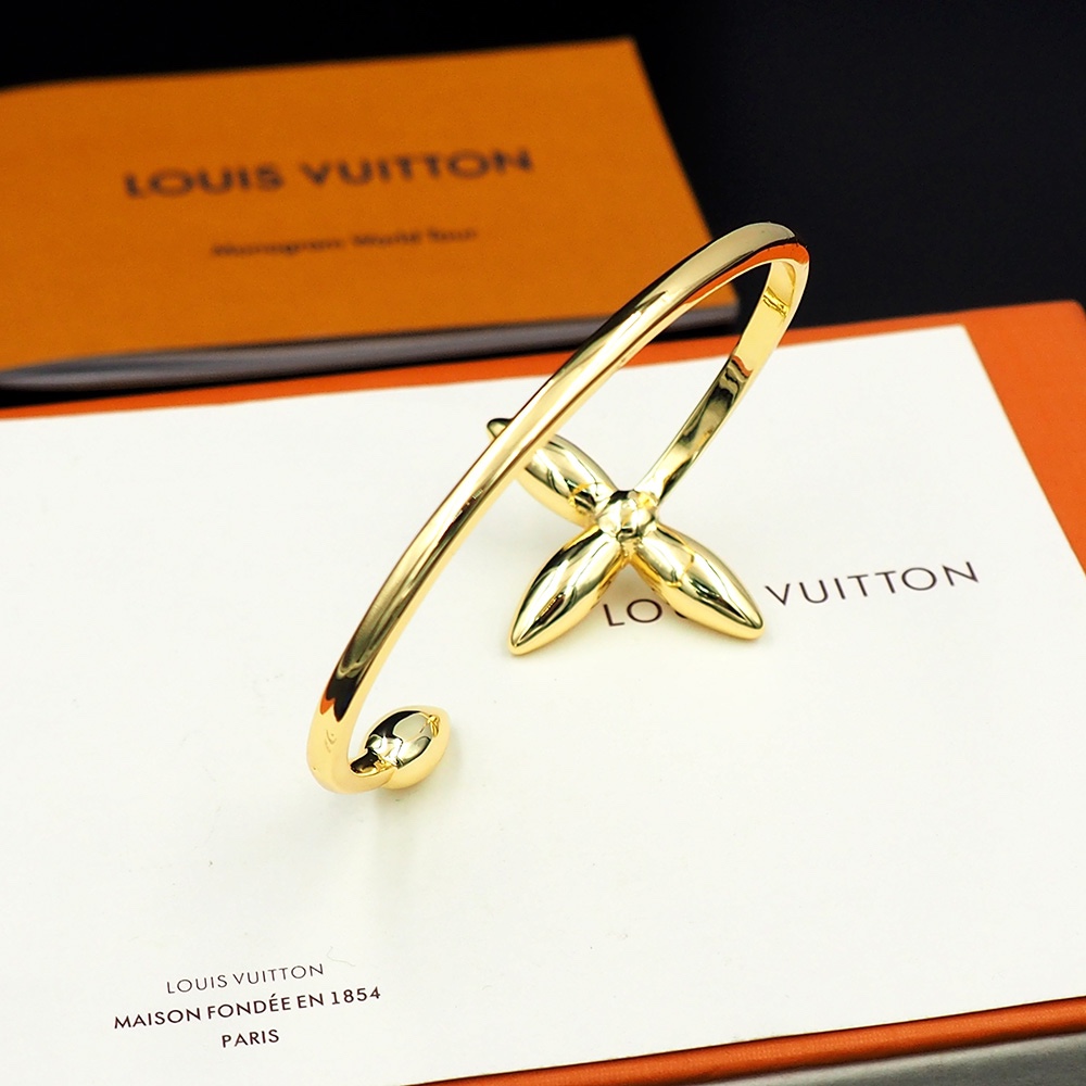 L0vis Vvtt0n L0visette Bracelet Gold For Women M00663