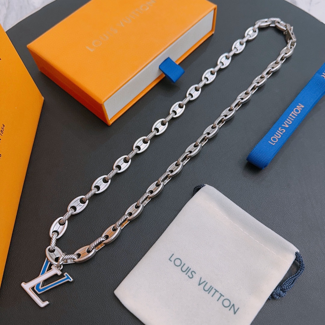 L0vis Vvtt0n Necklace Silver For Women