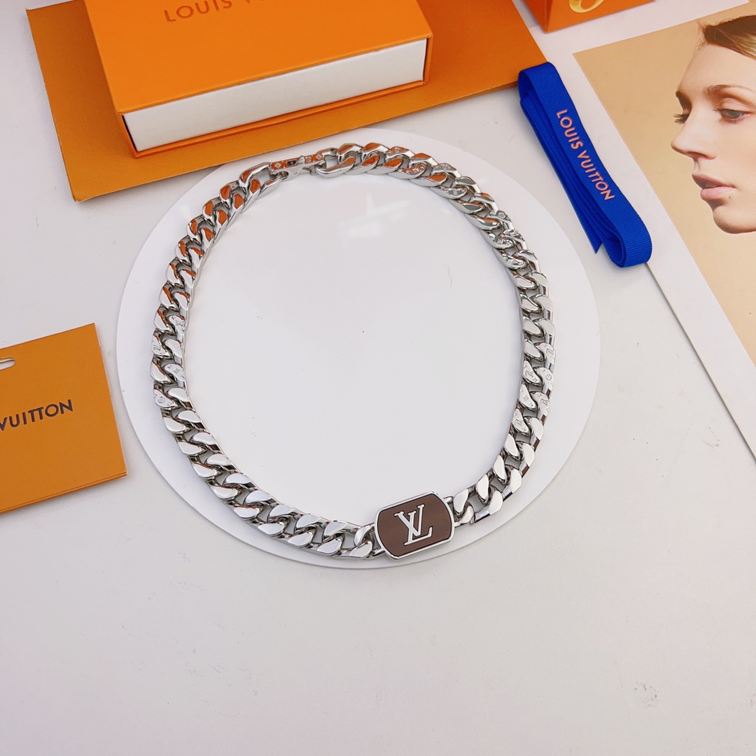 L0vis Vvtt0n Shades Necklace Silver For Women