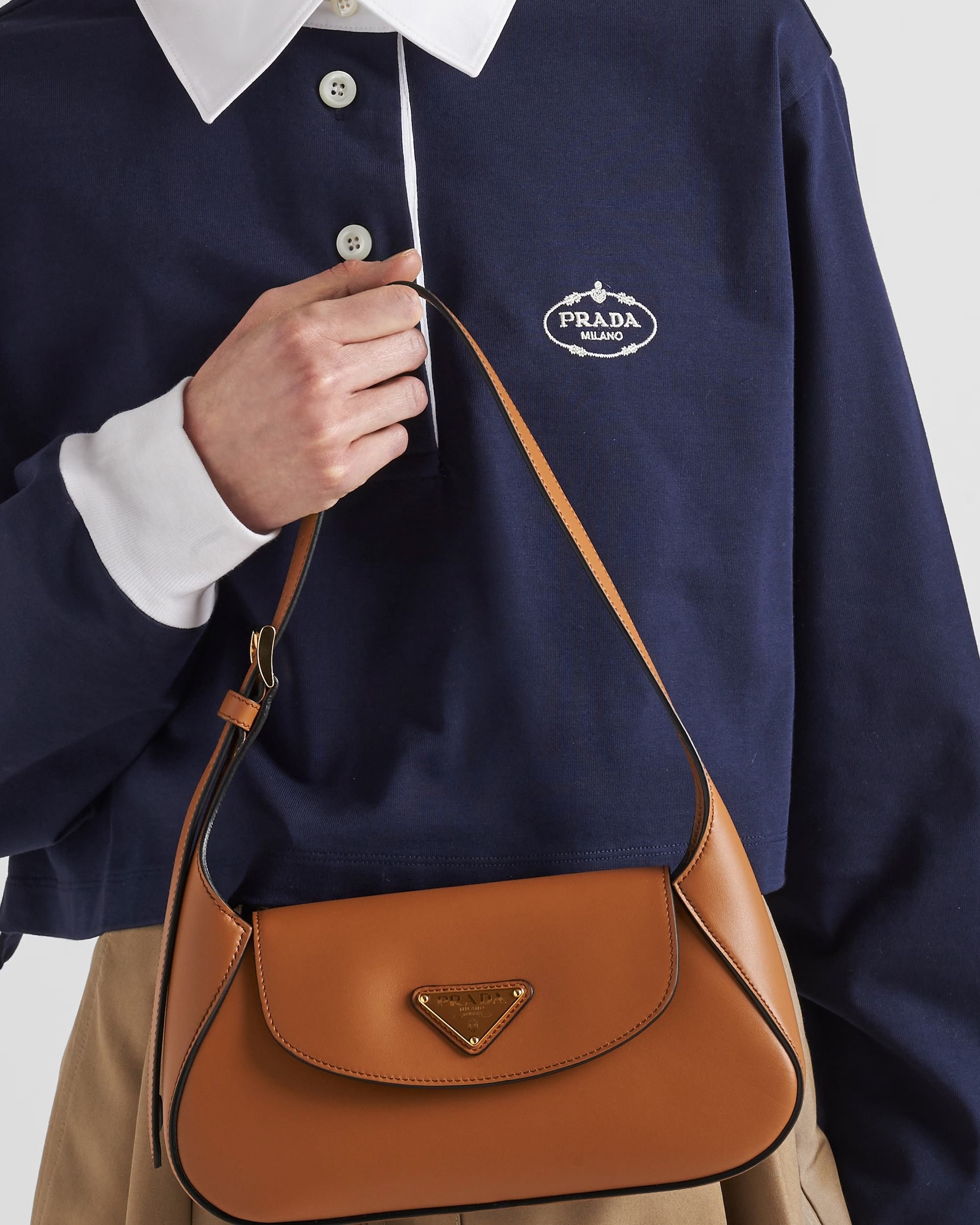 [True-to-ORIGINAL] Pra*a Small Shoulder Bag Brown For Women 9,8in/25cm