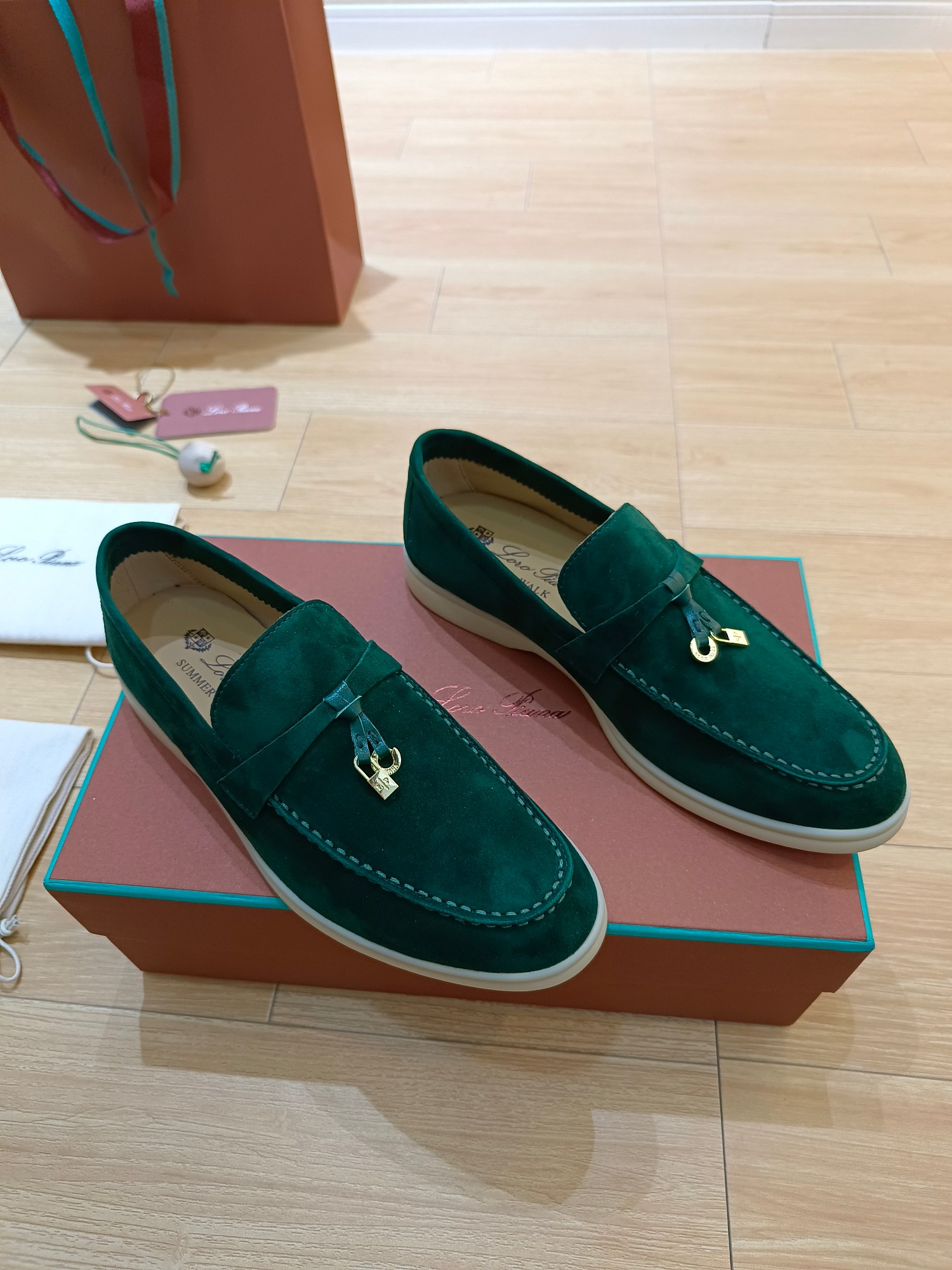 L0r0 P1ana Summer Charms Walk Loafers Green For Women – FAE5444 50RT