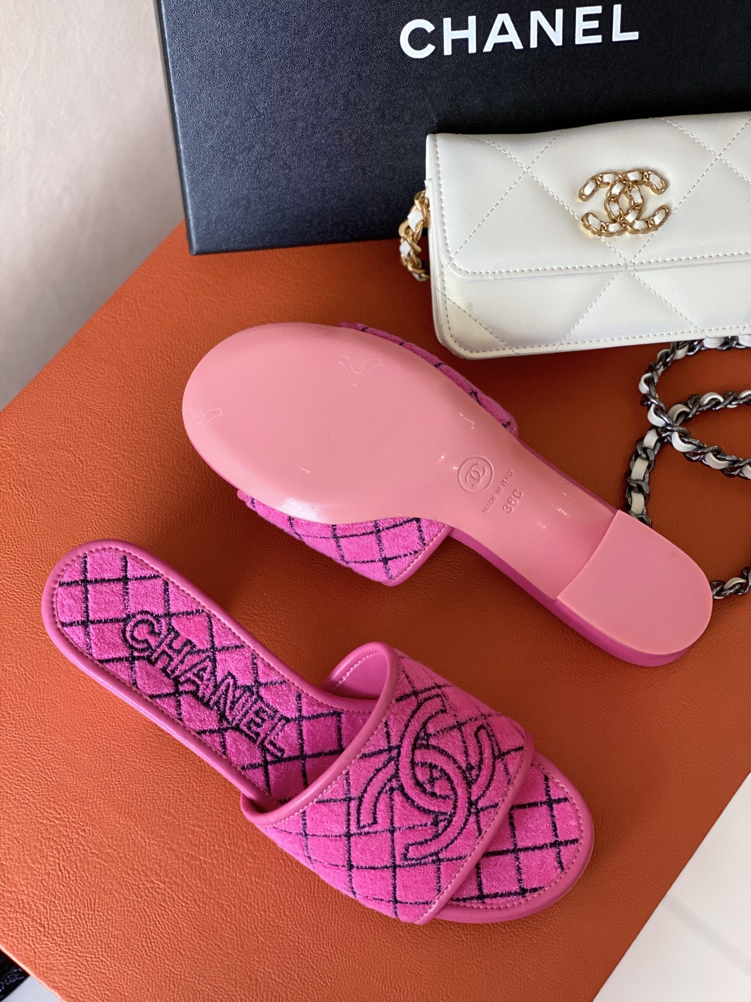 Ch**el Sandals Pink For Women 1.77in/4.5cm