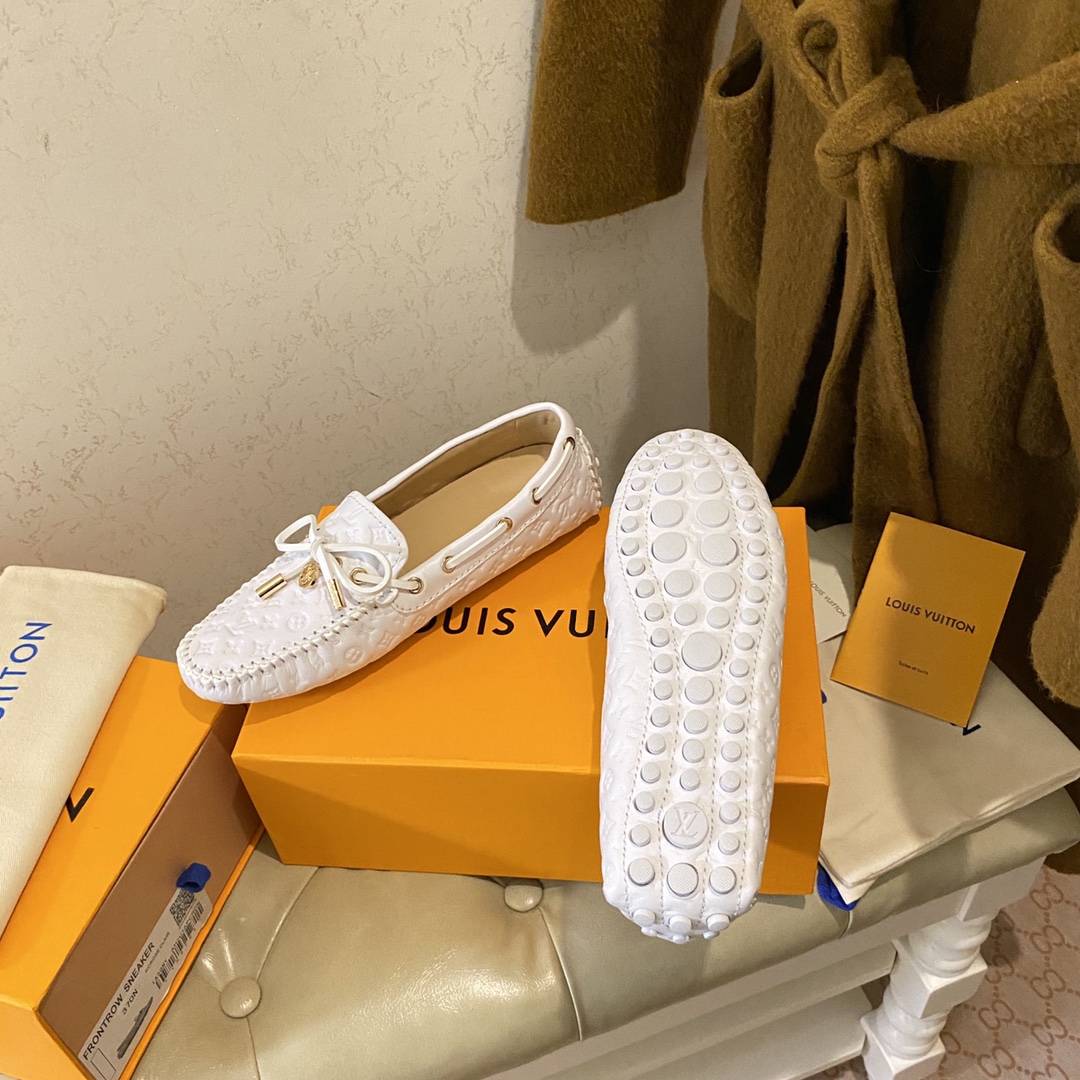 L0vis Vvtt0n Gloria Flat Loafer White For Women