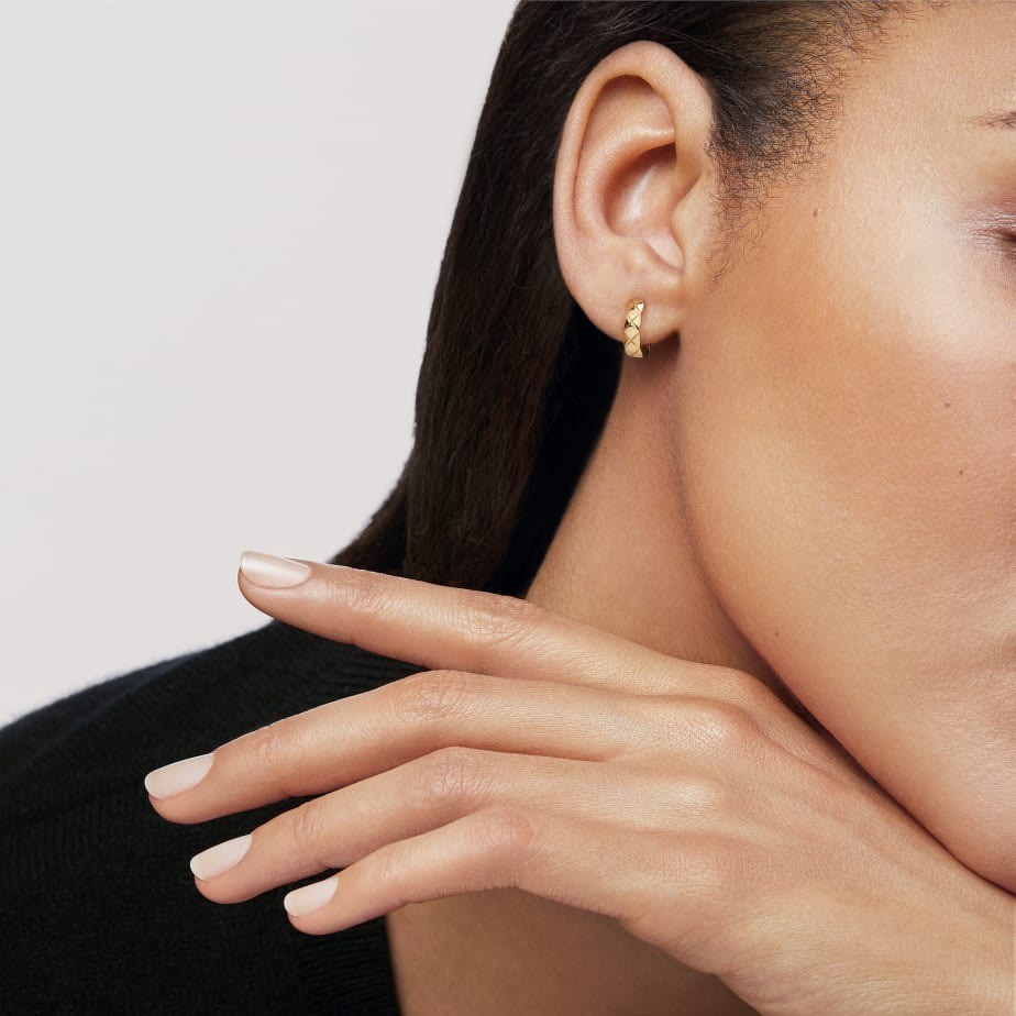 Ch**el Coco Crush Single Earring Yellow Gold For Women J12685