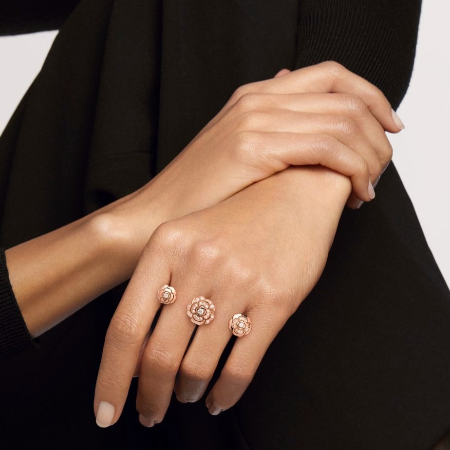 Ch**el Extrait De Camélia Transformable Ring Rose Gold For Women J11859