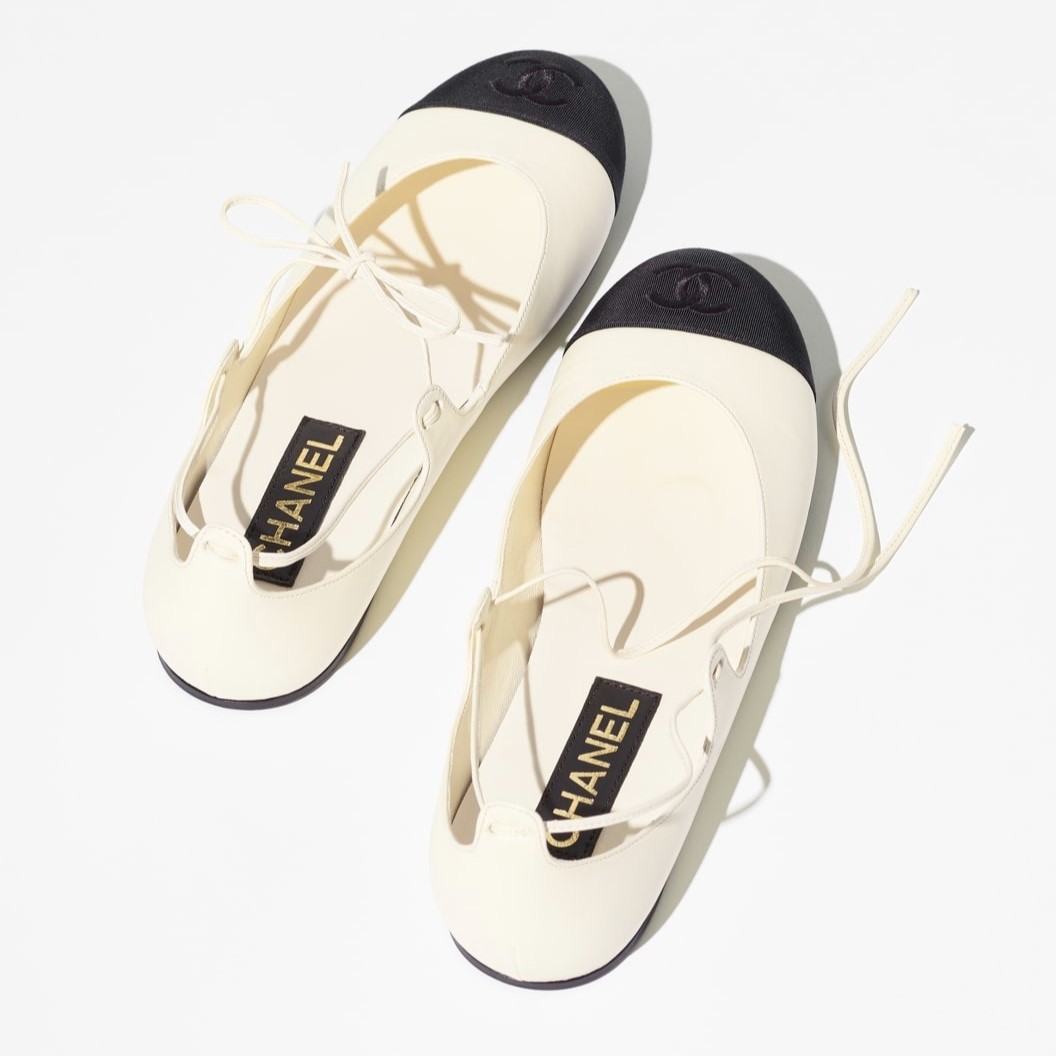 Ch**el Emblematic Codes Mary Janes Ivory/Black For Women G46324-B19725-NAERC