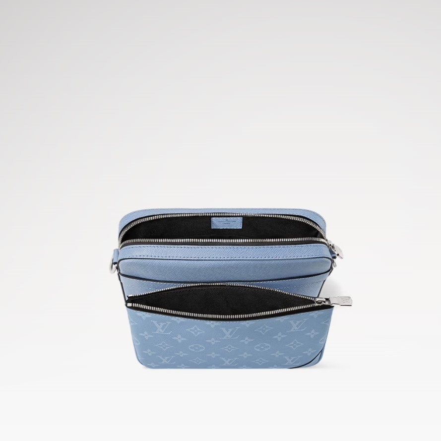 L0vis Vvtt0n Trio Messenger Sky Blue For Men 9.8in/25cm M14069