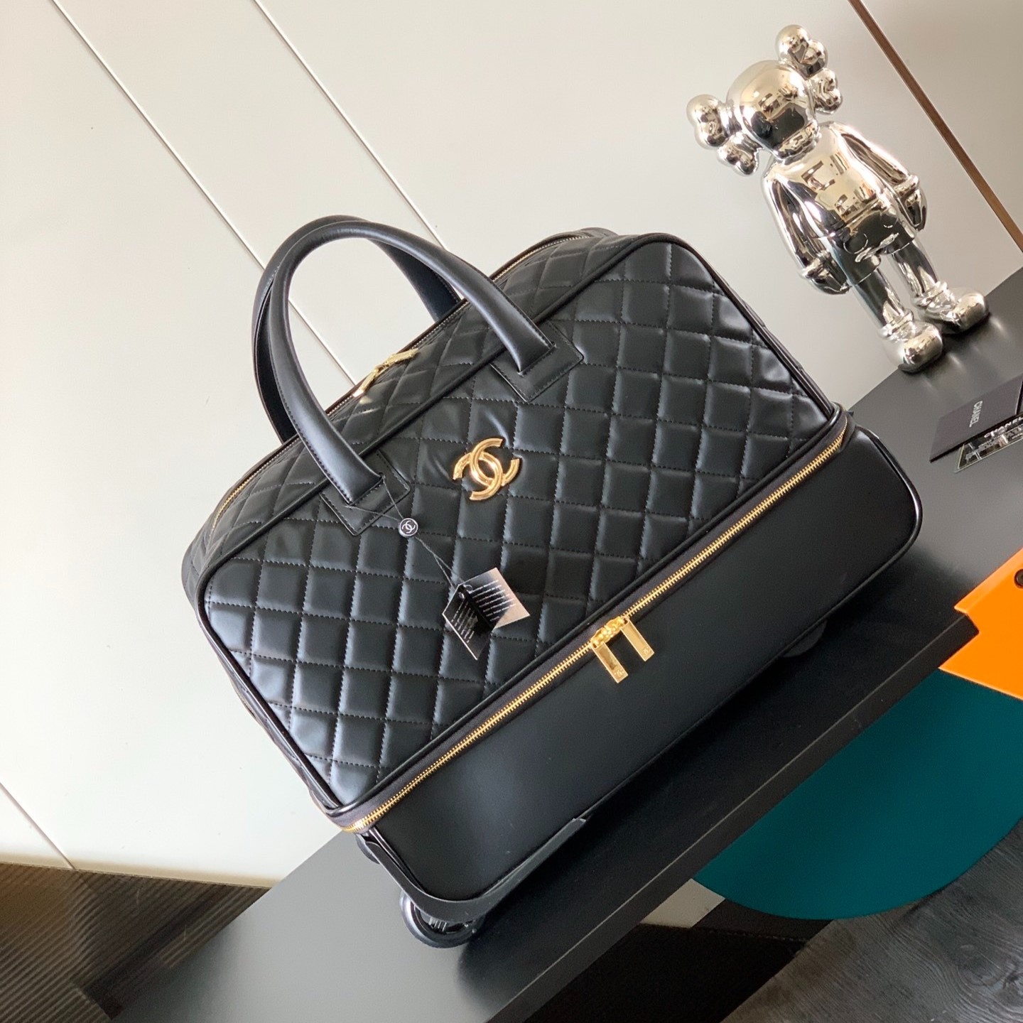 Ch**el Classic D1am0nd-Quilted Suitcase Black 19.3in/49cm