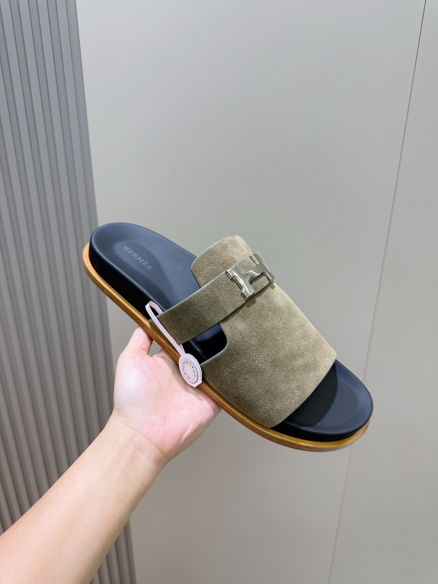 H**me5 Jaures Sandal Etoupe For Men – H242944ZHX3400