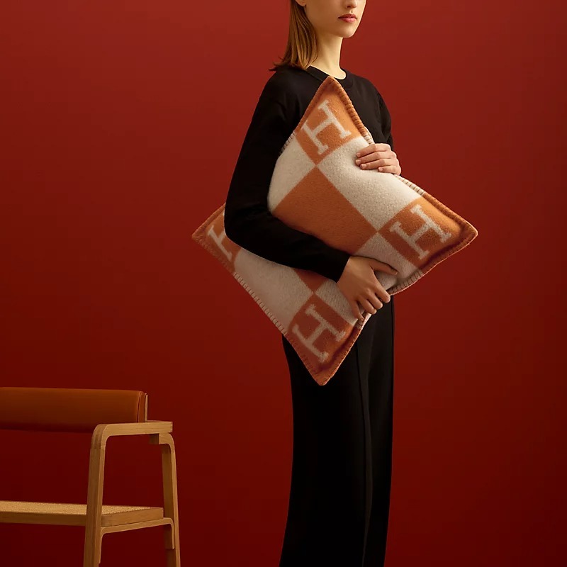 Bedding Set H**me5: Avalon Throw Blanket + Avalon Pillow