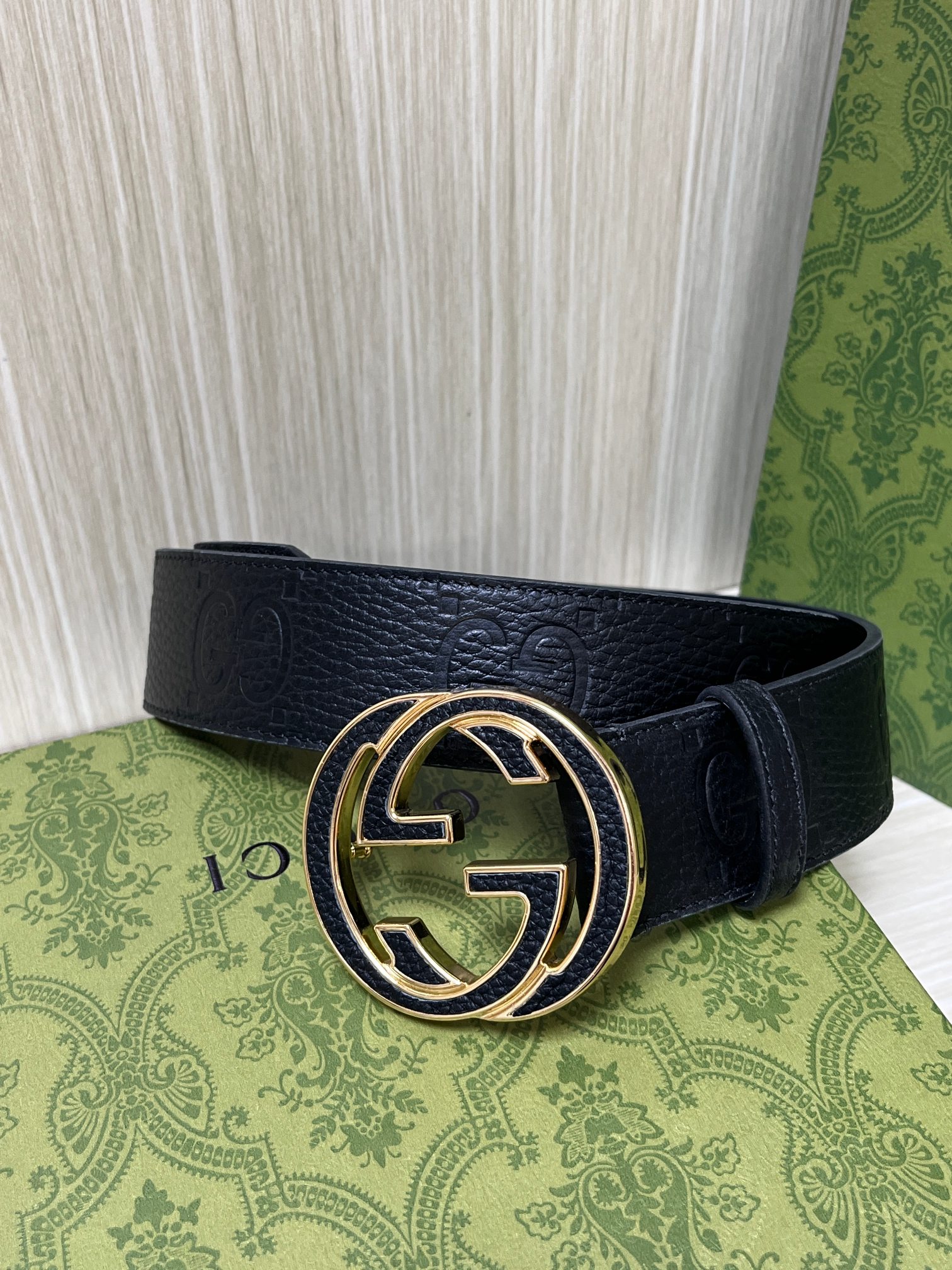 Gvc*1 GG Marmont Circle Buckle Belt Black Leather With Gold Trim 40mm