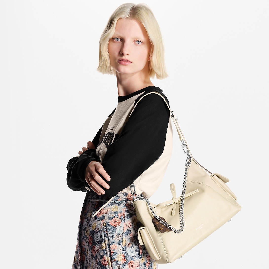 L0vis Vvtt0n CarryAll Cargo Vibe PM Vanille For Women 13.2in/33.5cm M12919