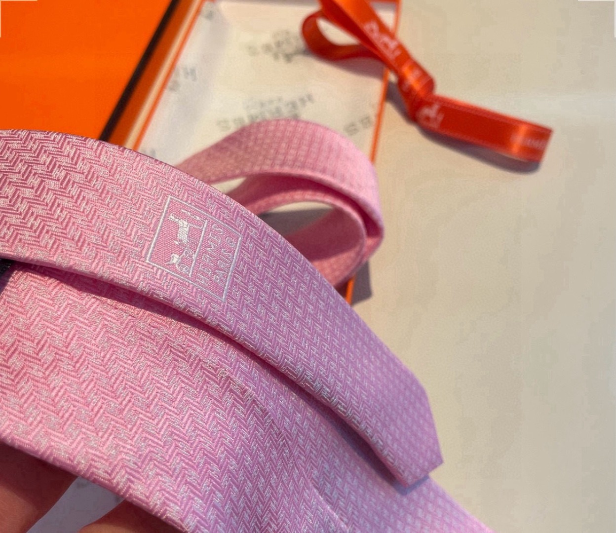 H**me5 Elegent Rose Silk Tie For Men