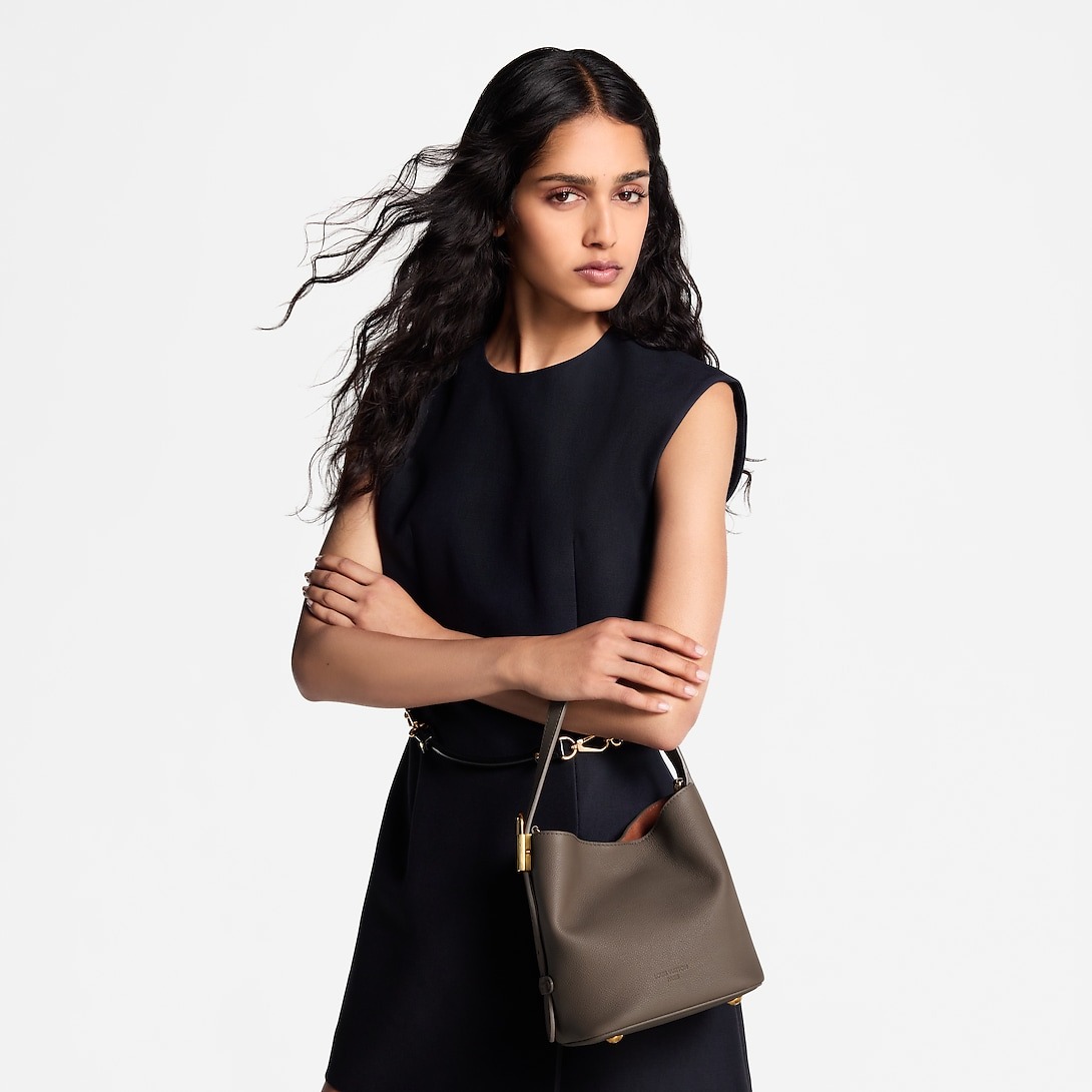 L0vis Vvtt0n All In BB Smoke For Women 6.3in/16cm M25544