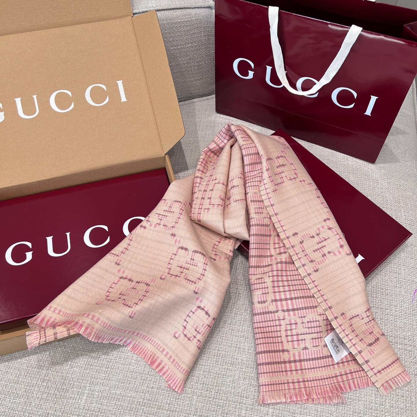 Gvc*1 Check GG Scarf Ivory And Pink 70.8in/180cm ‎774419 3GAMQ 9272