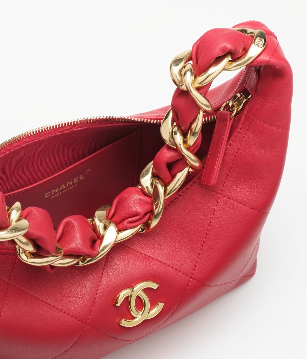 [True-to-ORIGINAL] Ch**el Hobo Handbag Red For Women 11in/28cm‎ AS5837-B22140-U3658