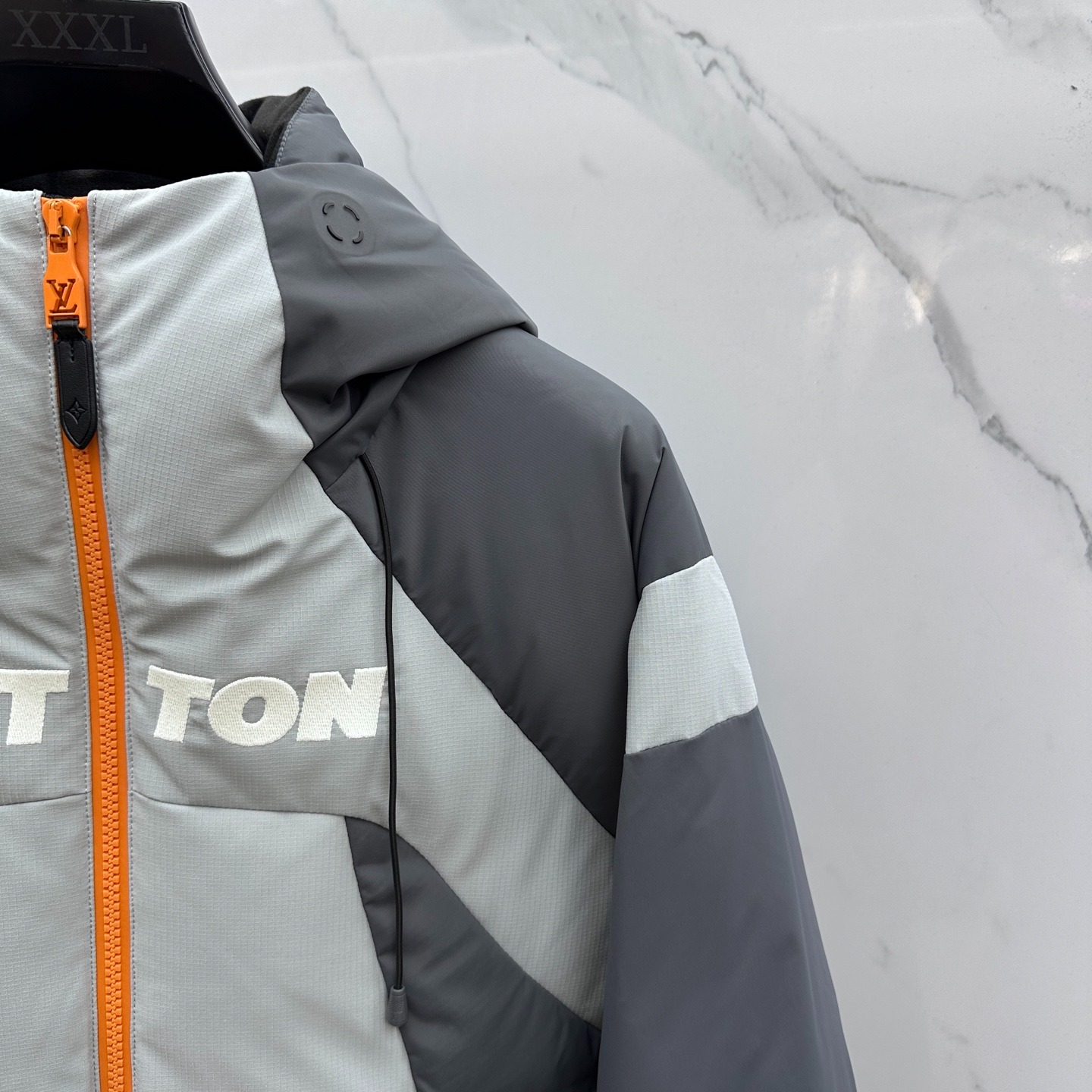 L0vis Vvtt0n Technical Down Ski Jacket Grey For Men – 1AGIQ7