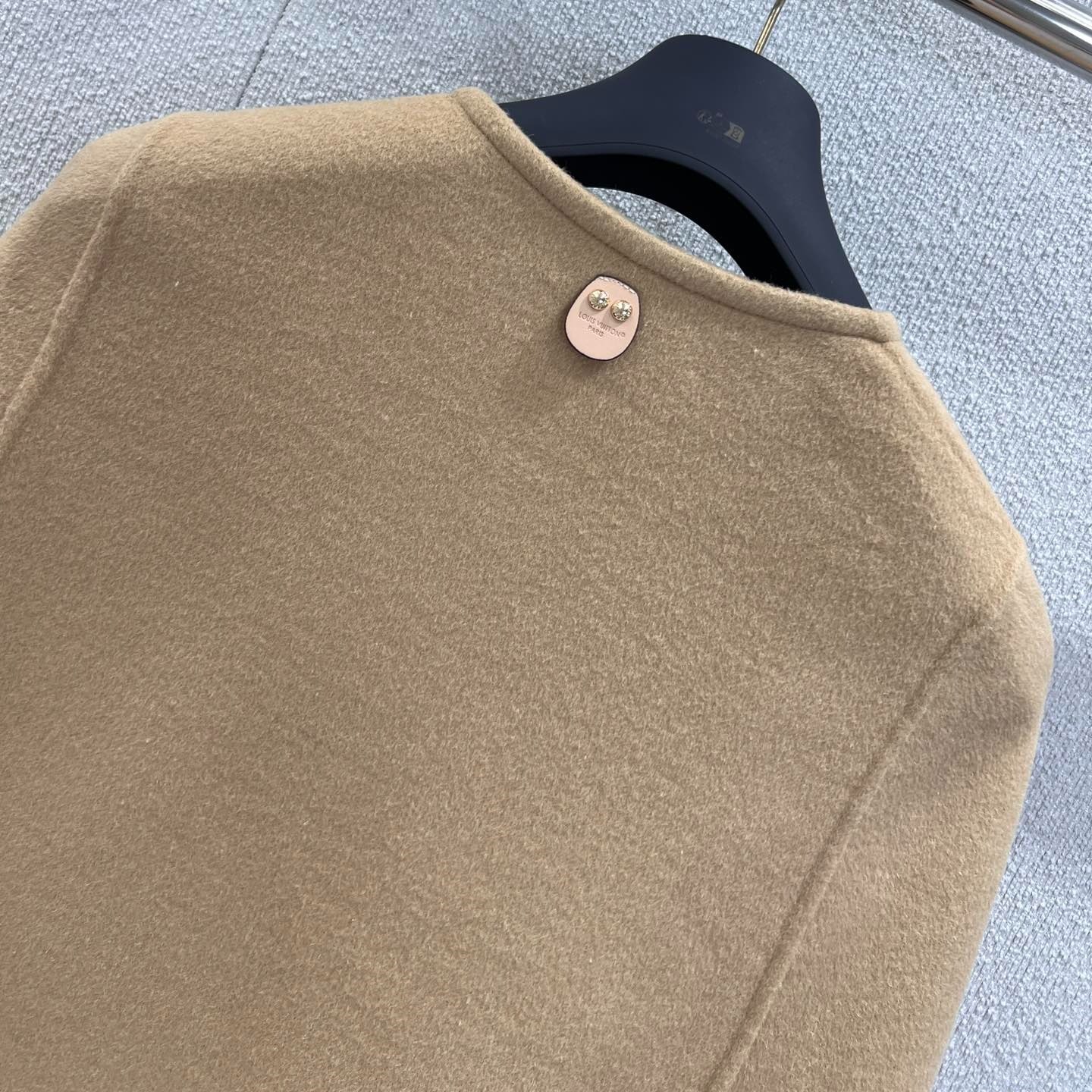 L0vis Vvtt0n Cape Coat Beige For Women