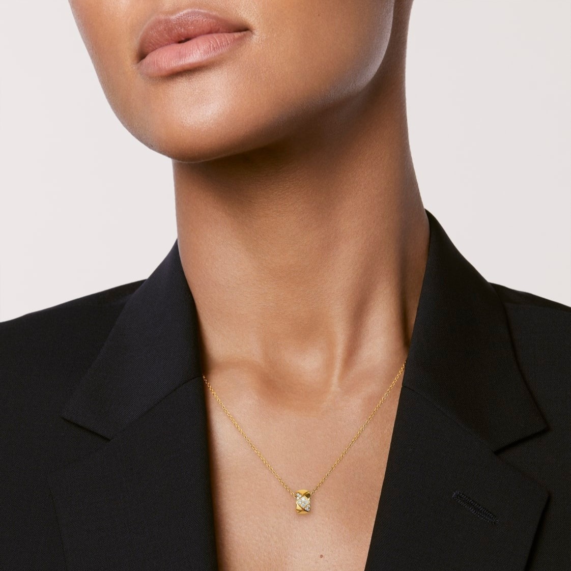 Ch**el Coco Crush Necklace Gold Hardware For Women J13707