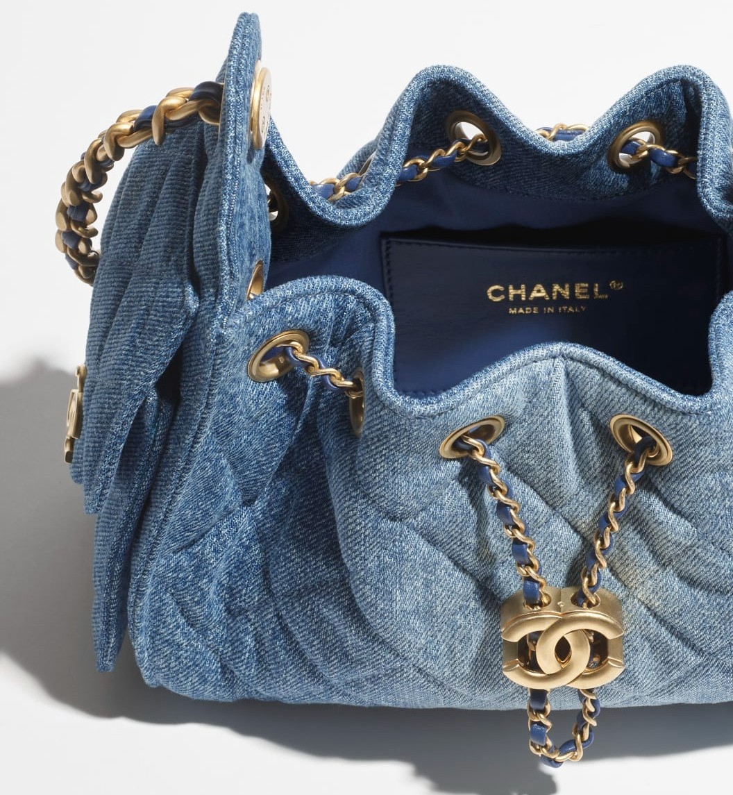 Ch**el 25 Mini Shoulder Bag 8.7in/ 22cm Blue Gold Hardware For Women AS5631-B23556-U7740