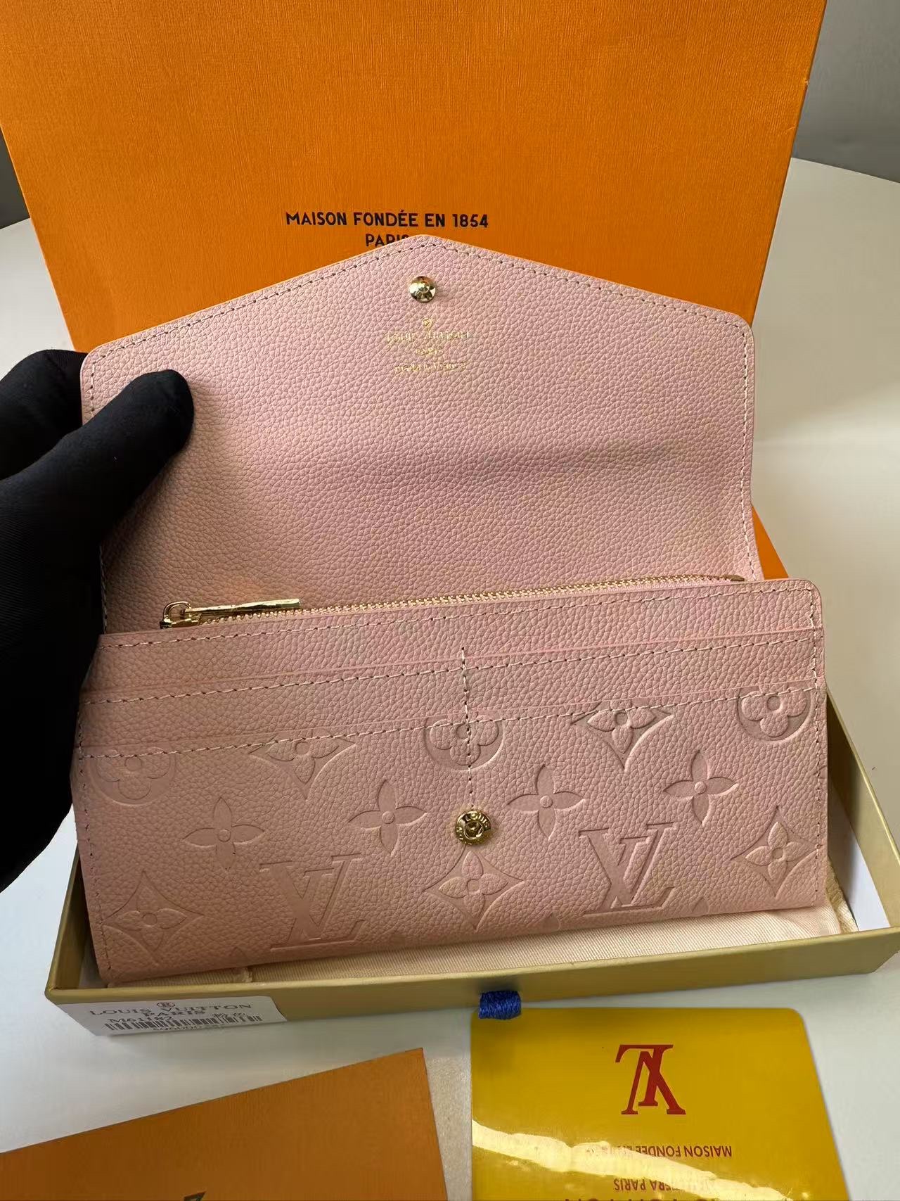 L0vis Vvtt0n Sarah Wallet Combines Monogram Empreinte Rose Ballerine Pink For Women, Women’s Wallet 19cm LV M61291