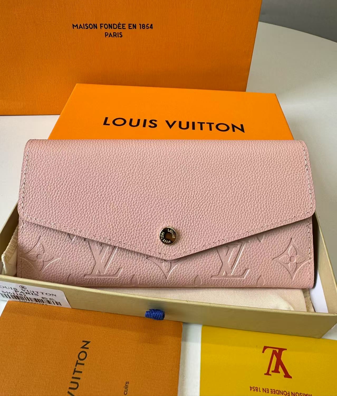 L0vis Vvtt0n Sarah Wallet Combines Monogram Empreinte Rose Ballerine Pink For Women, Women’s Wallet 19cm LV M61291