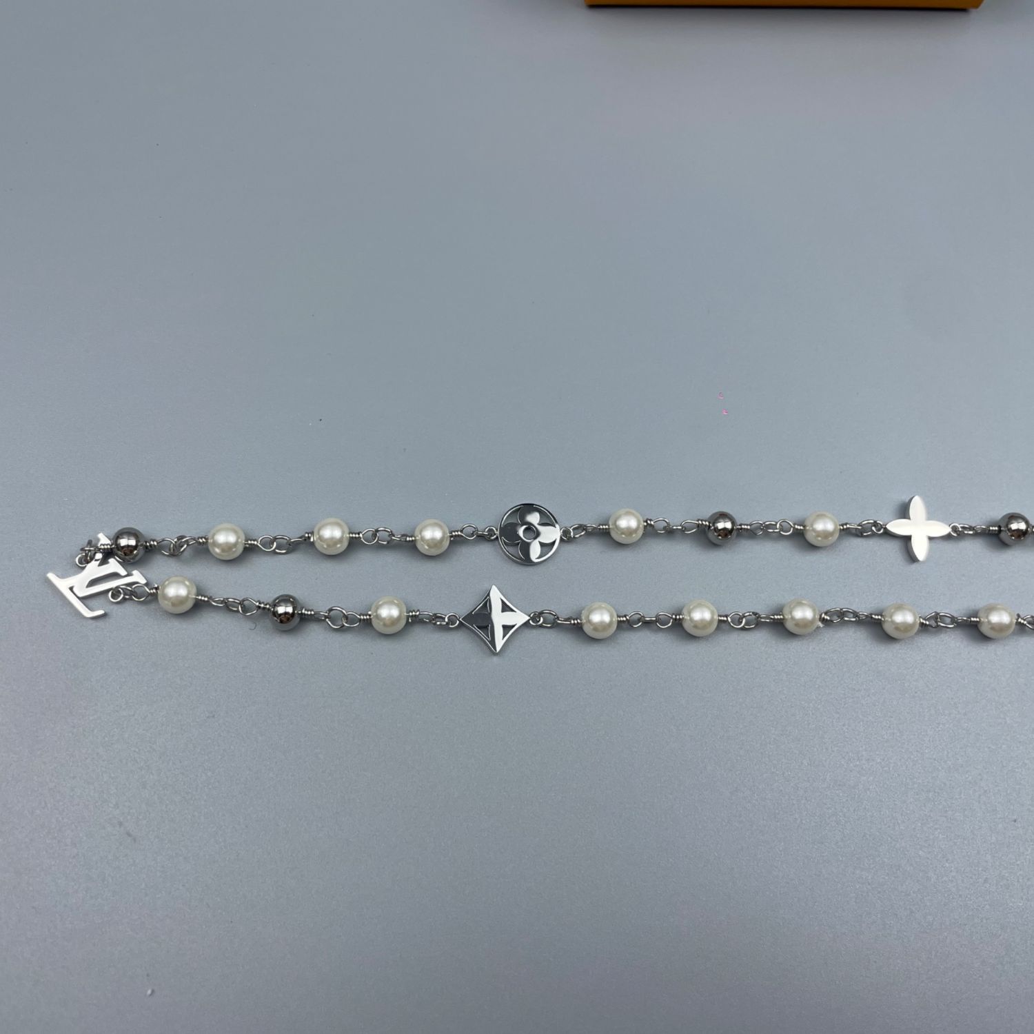 L0vis Vvtt0n Pearls Necklace Silver For Men 43cm/17in