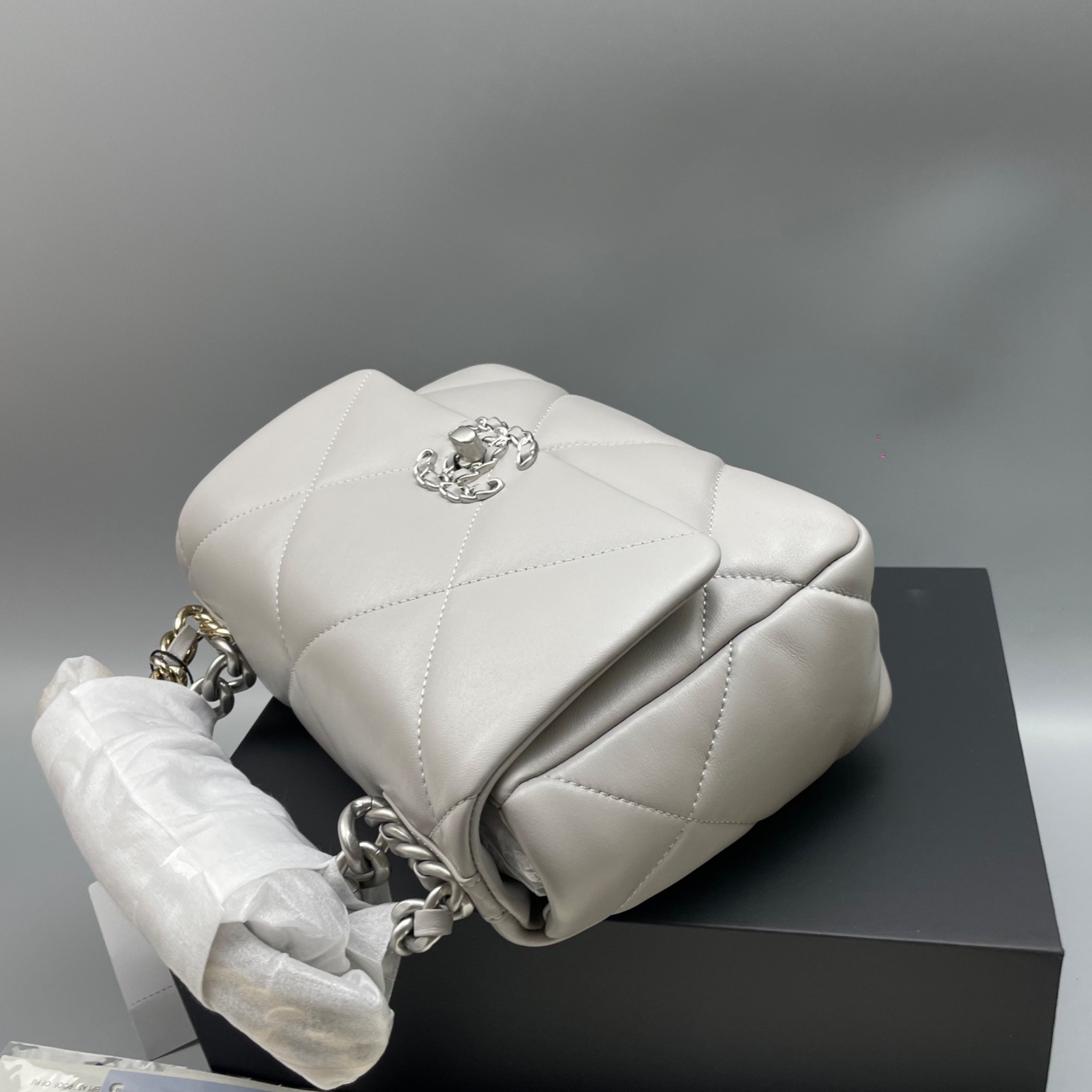 [True-to-ORIGINAL] Ch**el Classic Flap Bag Grey For Women 10.2in/26cm