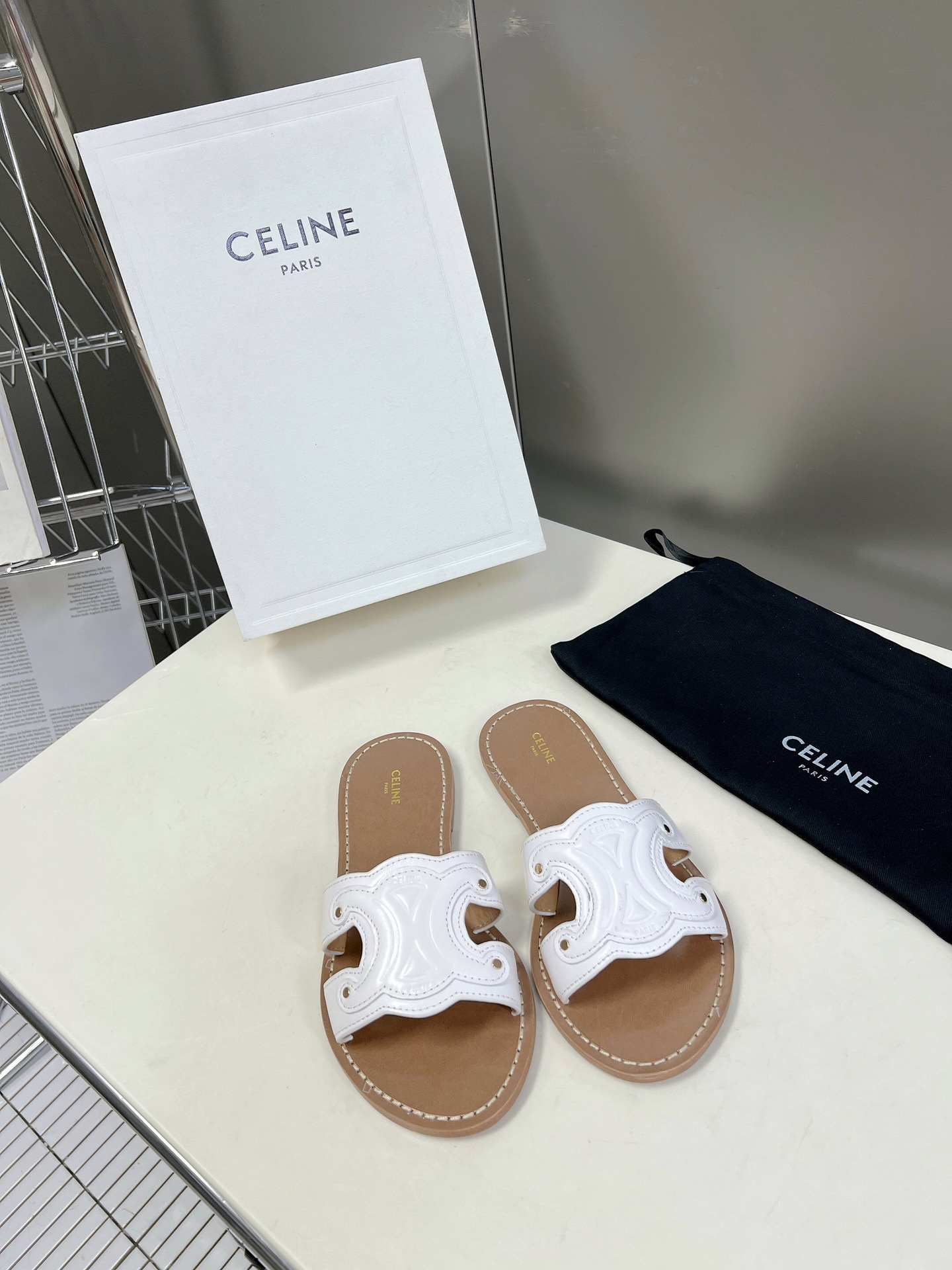 Ce1i*e Triomphe Mule White For Women